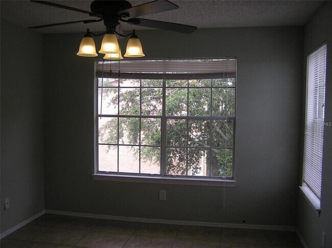 Building Photo - 2550 N Alafaya Trail