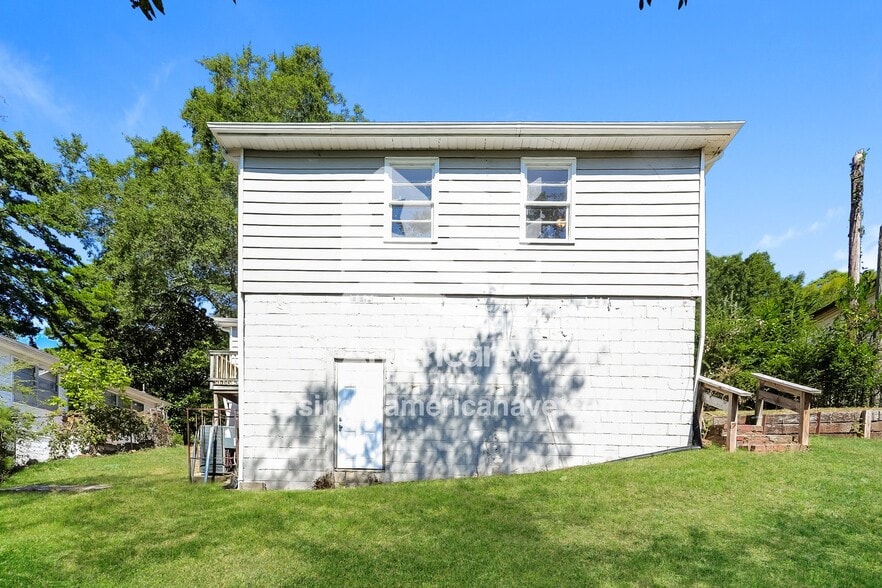 Building Photo - 8605 9th Ct S