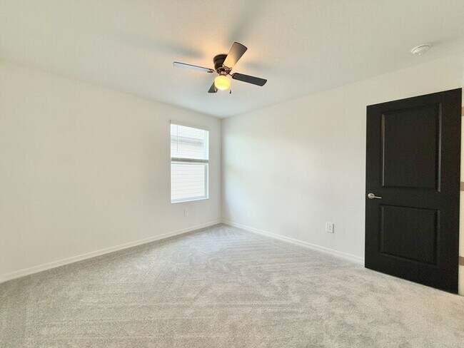 Building Photo - 3521 Great Pk Ct