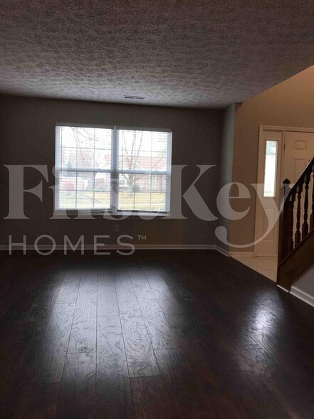 Building Photo - 1580 Winding Creek Trail