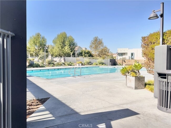 Building Photo - 101 Fixie