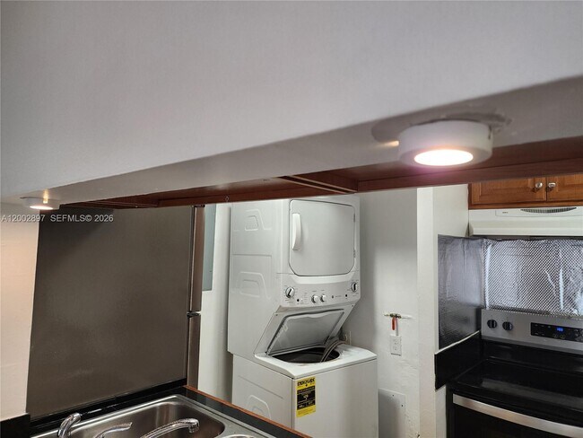 Building Photo - 4505 Treehouse Ln