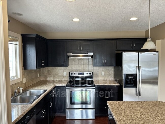 Building Photo - 8531 Forsythia Ct