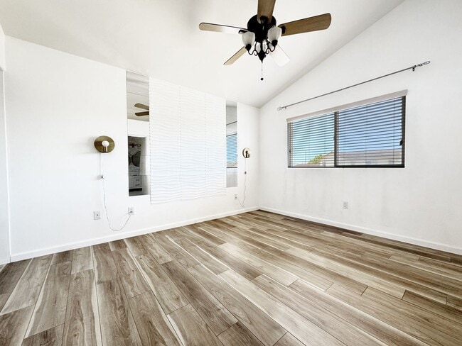 Building Photo - Pet Friendly Ewa Beach Townhouse with Cent...