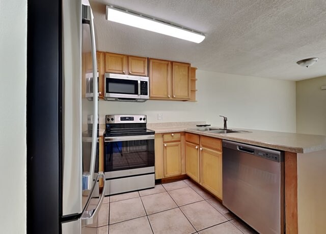 Building Photo - 10107 Benbrook Ct