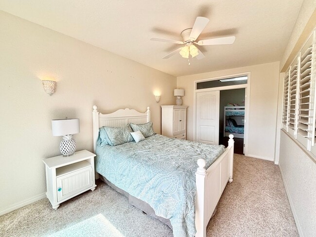 Building Photo - Oxnard | The Colony | 2 Bed + 2 Bath Condo...