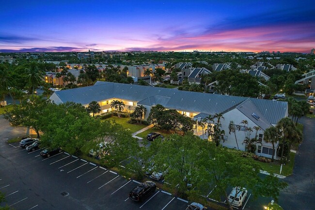 Building Photo - 1605 S US Hwy 1