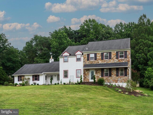 Building Photo - 612 Bough Rd