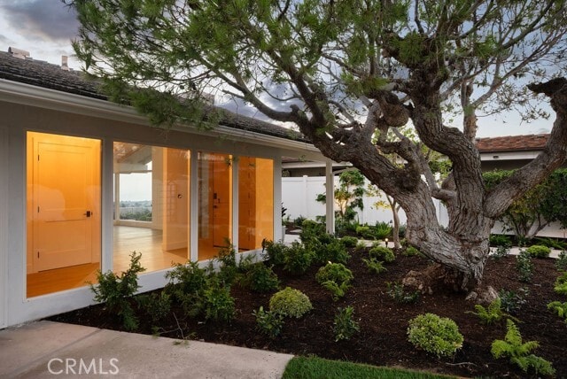 Building Photo - 2719 Setting Sun Dr