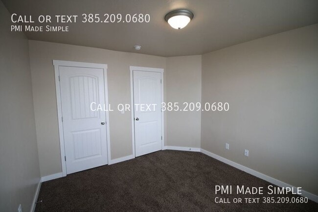 Building Photo - 14779 Stonehenge Pl