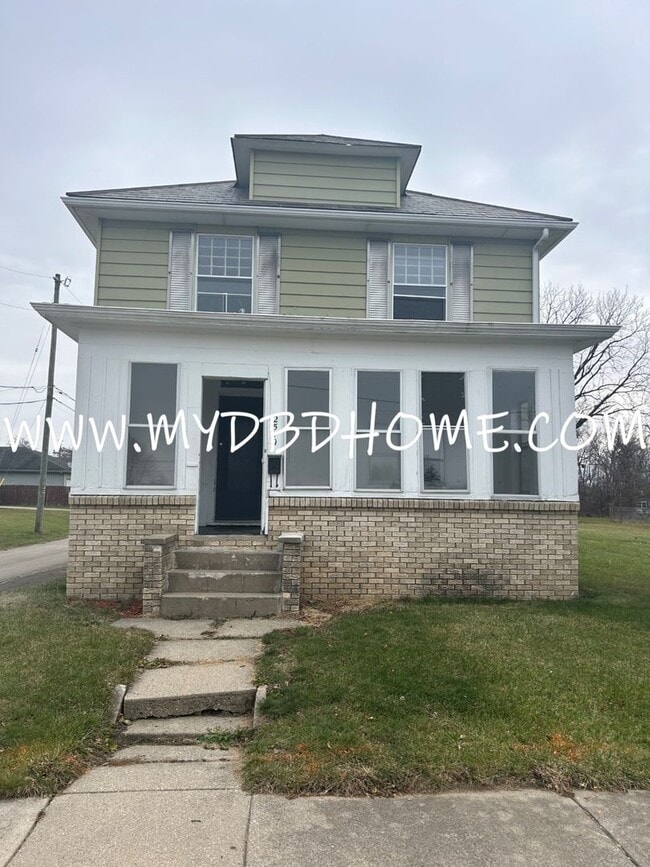 Primary Photo - 2519 Holton Ave
