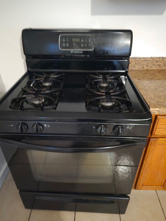 Building Photo - Charming 3-Bedroom Single Family Home – Your Perfect Space Awaits!