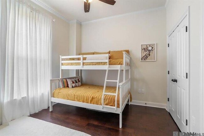 Building Photo - 14449 Royal Villa Dr