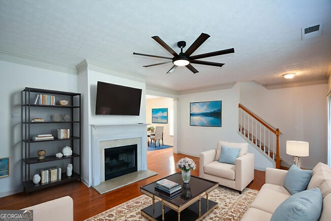 Building Photo - 5460 Hampton Ct