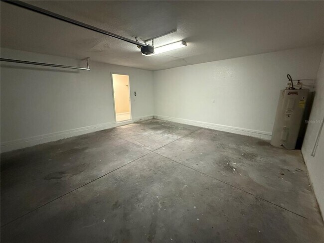 Building Photo - 2205 Granger Ave