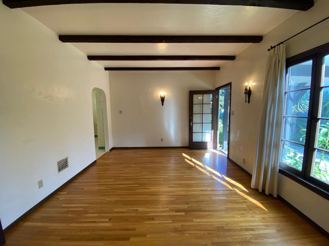 LIVING ROOM & ENTRY - 1841 Kelton Ave