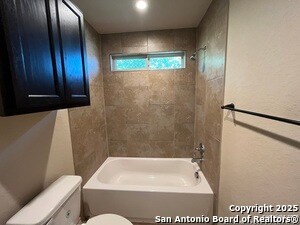 Building Photo - 6854 Lakeview Dr.