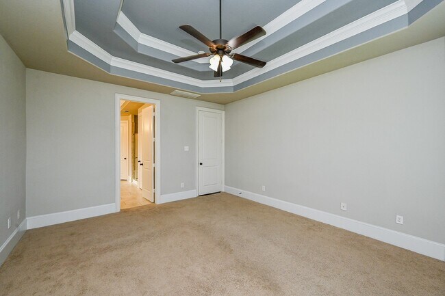 Building Photo - 30154 Southern Sky Dr