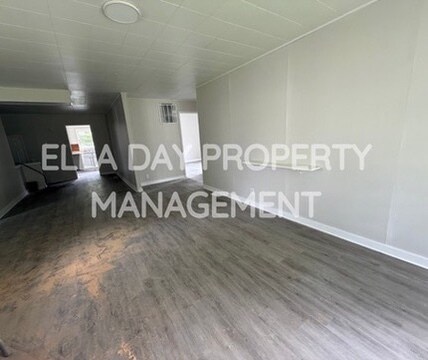 Building Photo - 828 N Terrace Dr