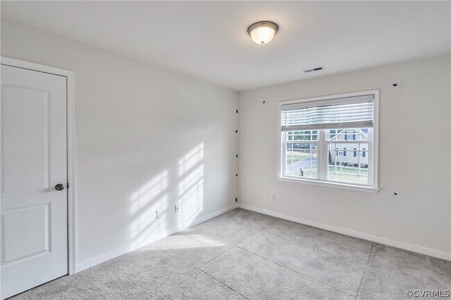 Building Photo - 5949 Autumnleaf Dr