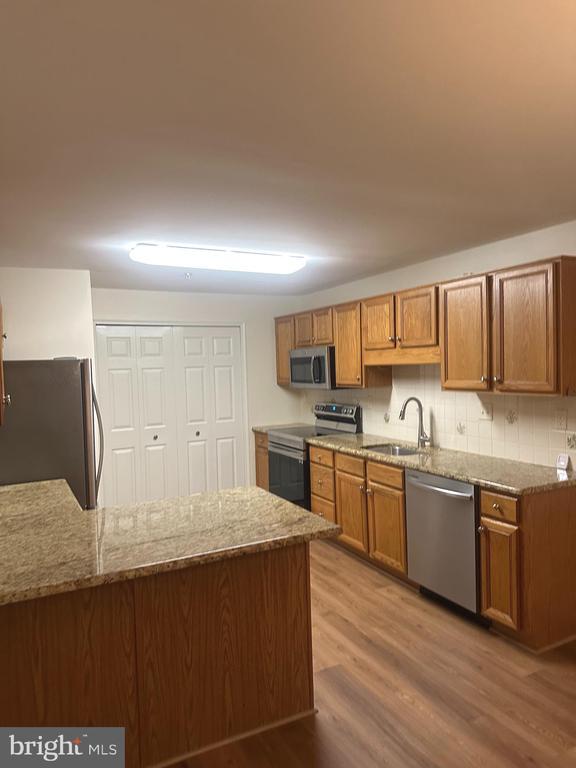 Building Photo - 231 Paoli Pointe Dr