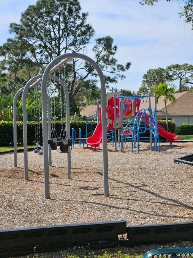 Building Photo - 3100 Seasons Way