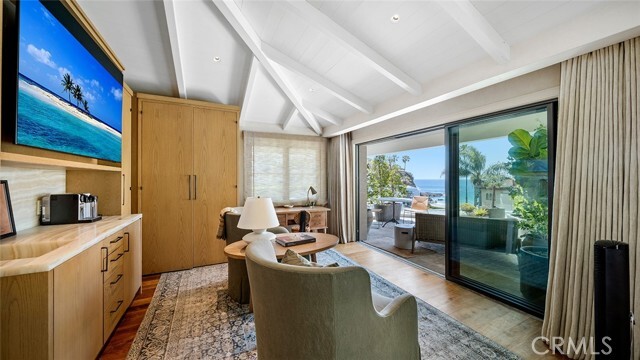Building Photo - 27 Emerald Bay