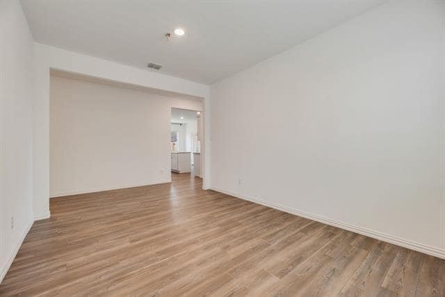 Building Photo - 7109 Crepe Myrtle Ave