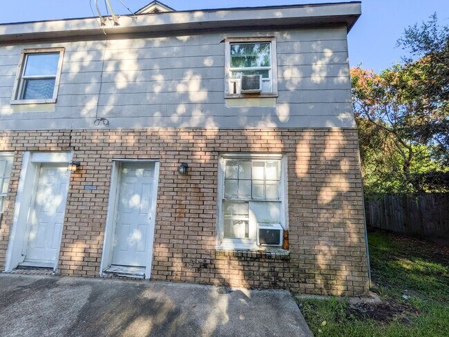 Building Photo - 315 Alabama Ave