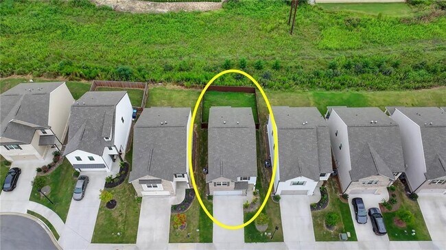 Building Photo - 3230 Westgate Park Dr