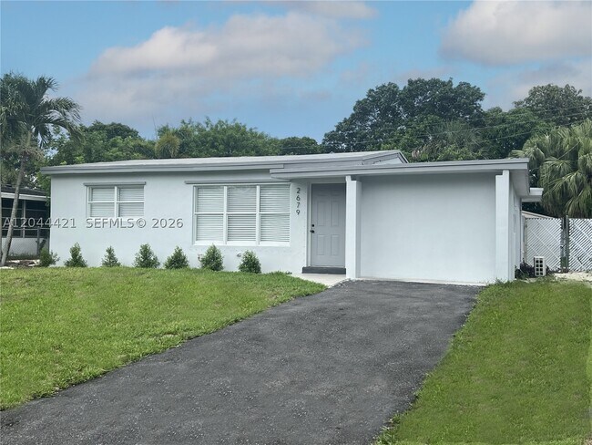 Building Photo - 2679 NW 57th Terrace