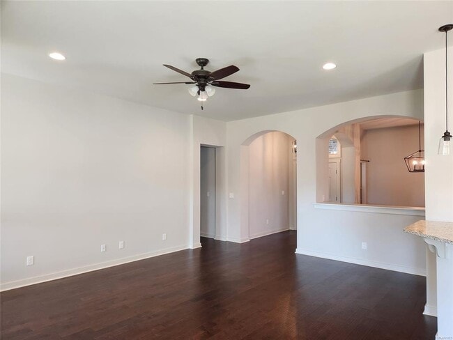 Building Photo - 292 Hedgefield Dr