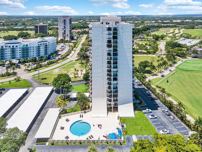 Building Photo - 2000 Presidential Way