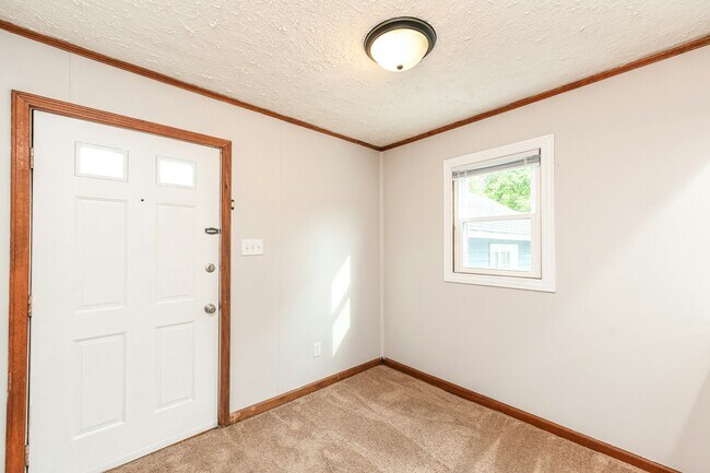 Building Photo - 5119A Norway Drive