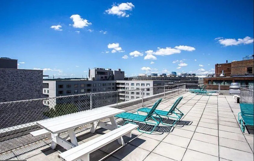 Building Photo - 2401 H St NW