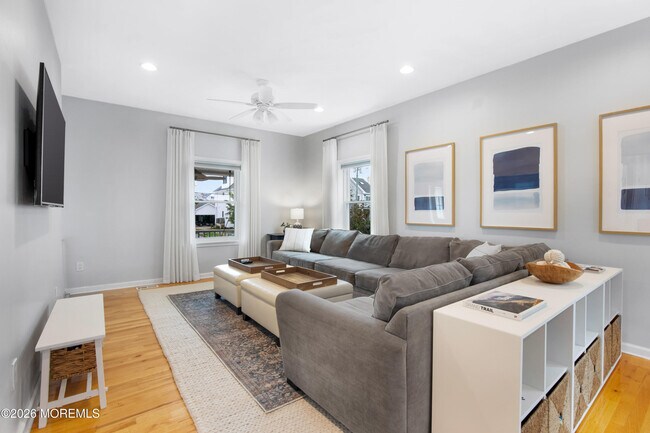 Building Photo - 393 E Virginia Ave