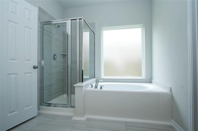 Building Photo - 14618 Twilight Knl Trl