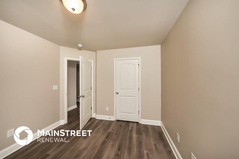 Building Photo - 1020 Brookhaven Dr