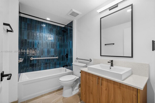 Building Photo - 650 SW 1st St