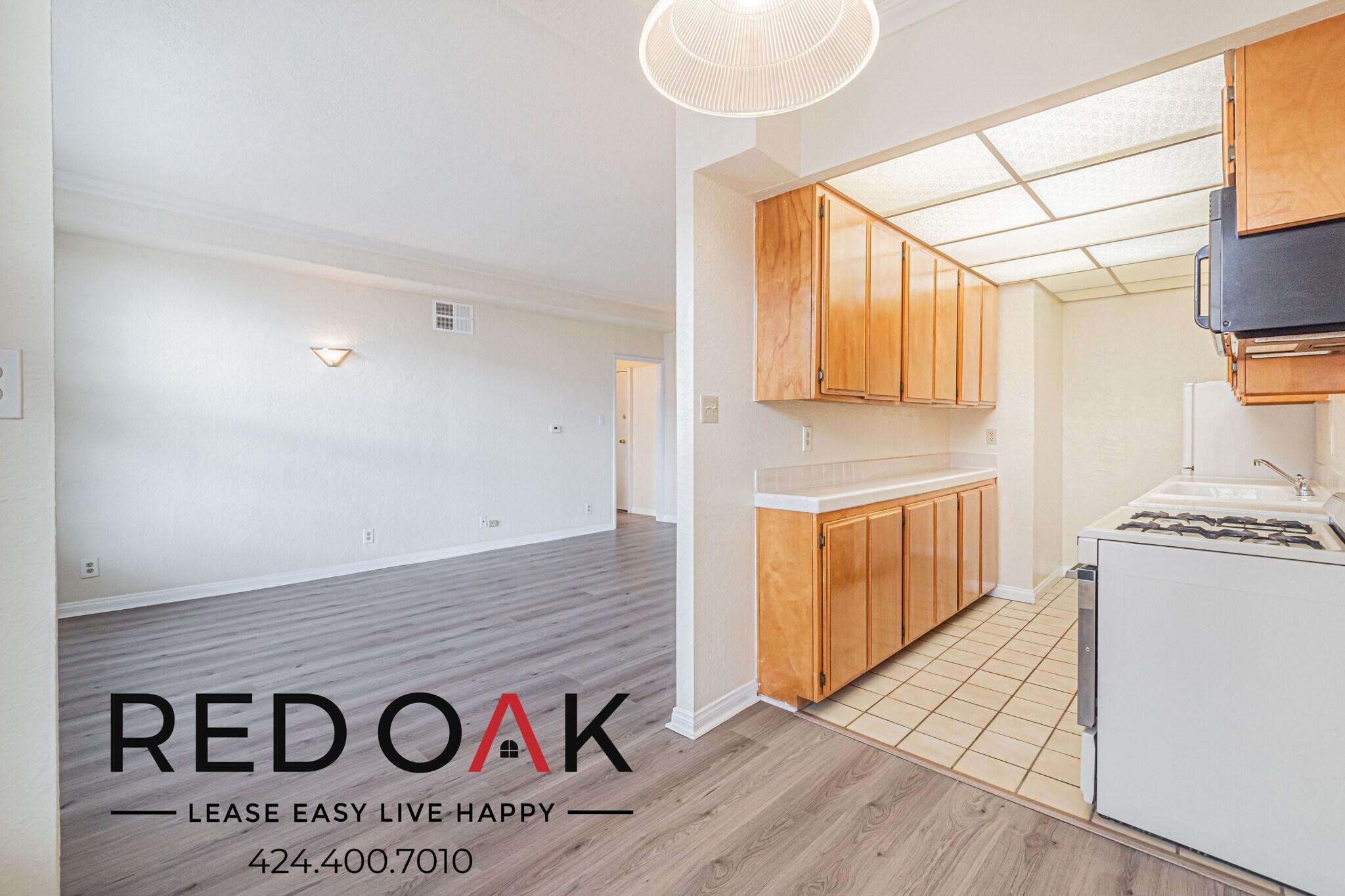 Building Photo - 5640 Franklin Ave