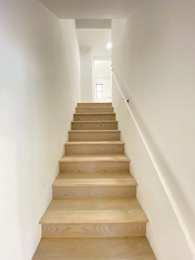 Building Photo - Faris Ridge Condominiums