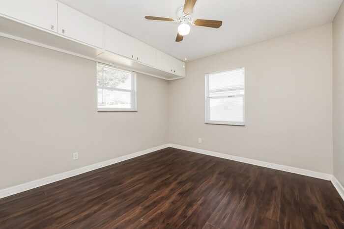 Building Photo - 5773 56th Terrace N