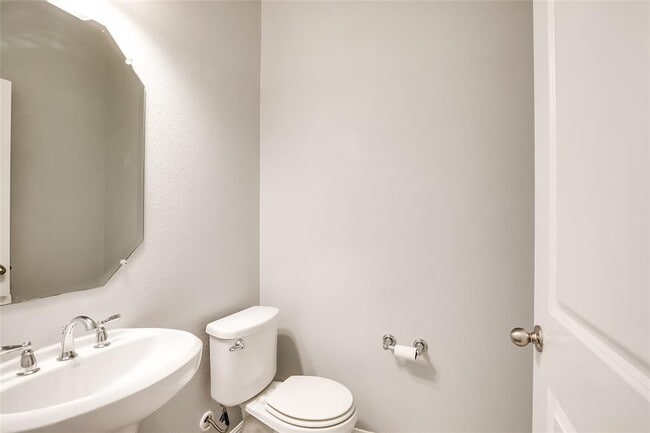Building Photo - 2723 Enza Ct