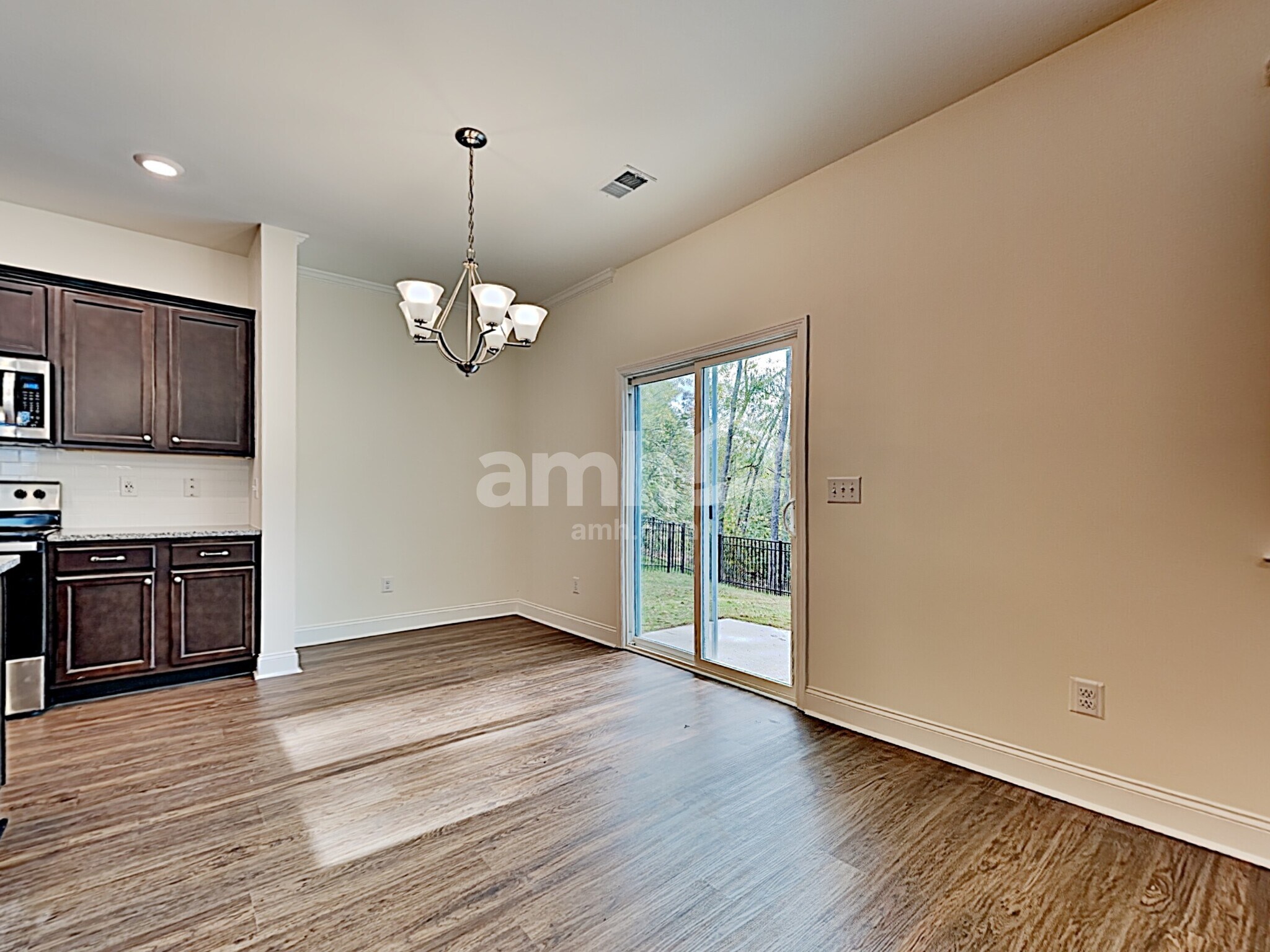 Building Photo - 129 Sweetgum Drive