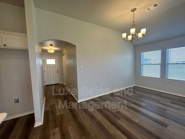Building Photo - 15749 Potomac Dr