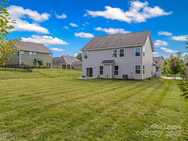 Building Photo - 2425 Chinkapin Ct