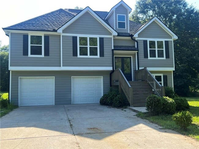 Primary Photo - 130 Elk Grove Dr