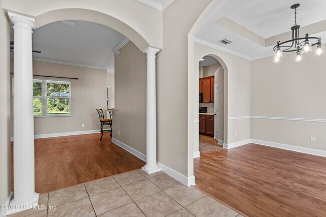 Building Photo - 12310 US-301