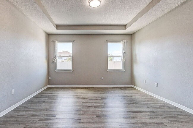 Building Photo - 32848 Sand Creek Dr