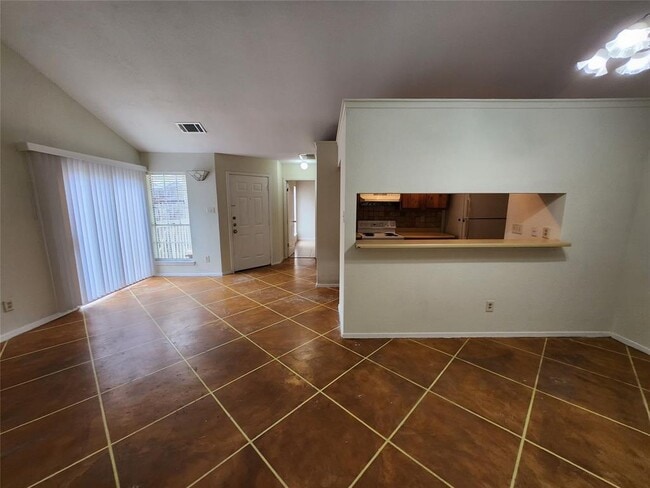 Building Photo - 9712 Eastwend Dr
